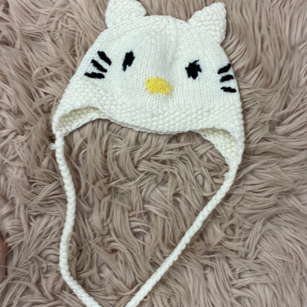 Hello Kitty Crochet Hat